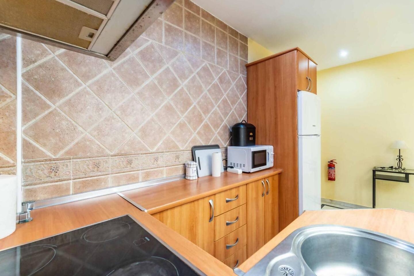 Cyv Centrally Located 1 Bed 1 Bath Near The Beach Fuengirola Eksteriør bilde